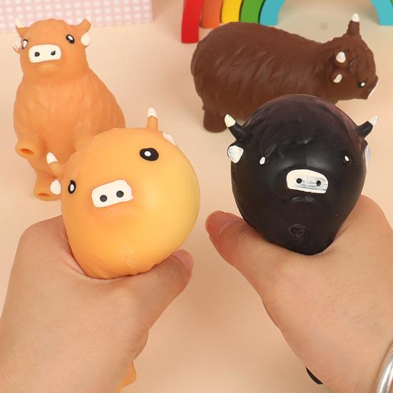 Highland Cow Squeeze Toy Anxiety Relief Highland Cattle Sensory Toy Soft Stretchy Animal Pinch Toy Home Office Relaxation Tool