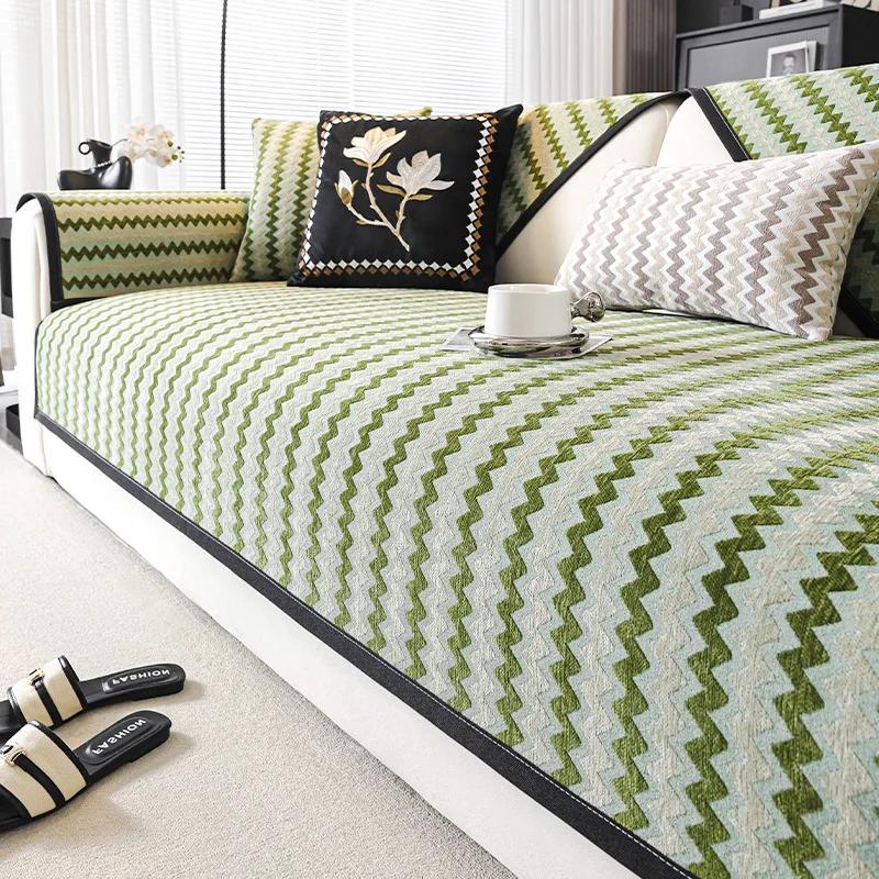 

Luxury Non-slip Sofas Towel Couch Cover Wavy Line Sofa Seat Pad Furniture Protection Covers Chenille Sofa Covers for Living Room 70x70cm 1pcs