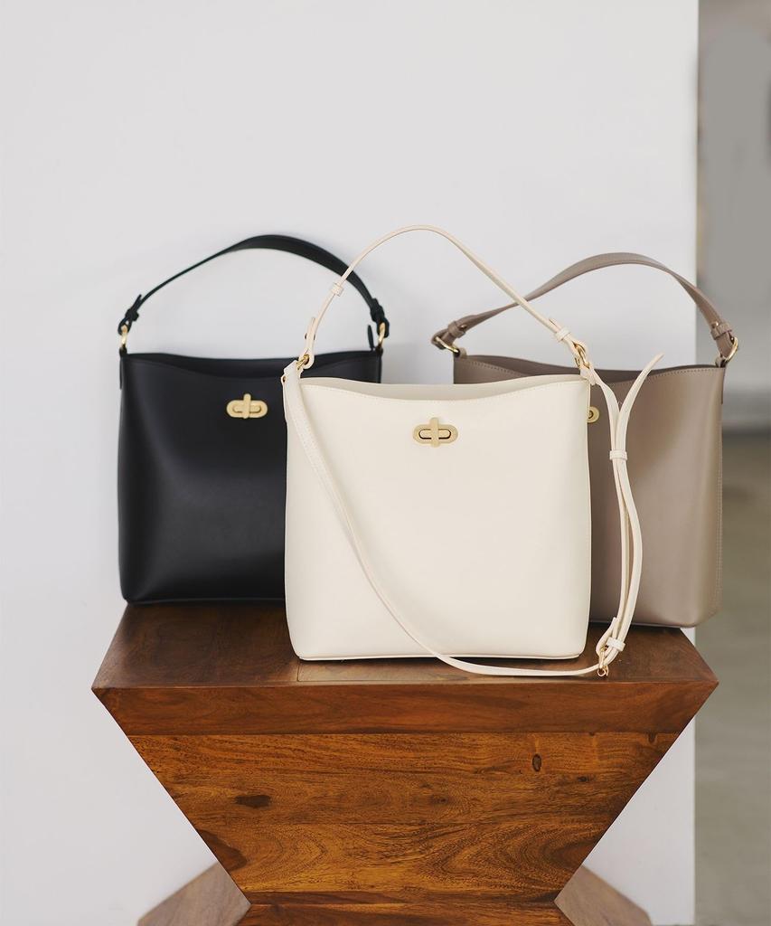 Oval Twist Shoulder Beige F [BIS] 3-Layer Bag/2WAY (27)