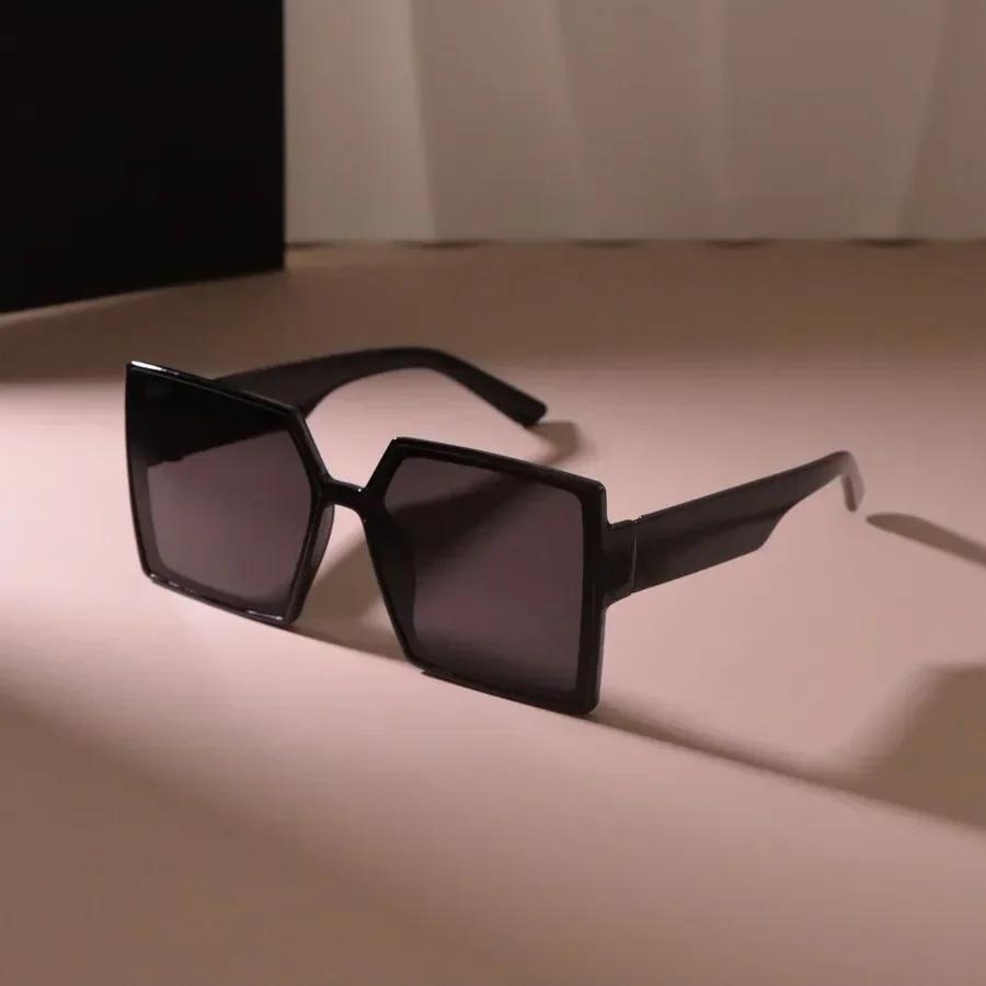 Classic Square Sunglasses Fashion Women Men Retro Stylish Glasses Casual Minimalist Female Male