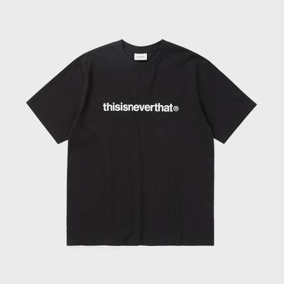 Ce T-shirt noir avec logo T n'est jamais celui-là