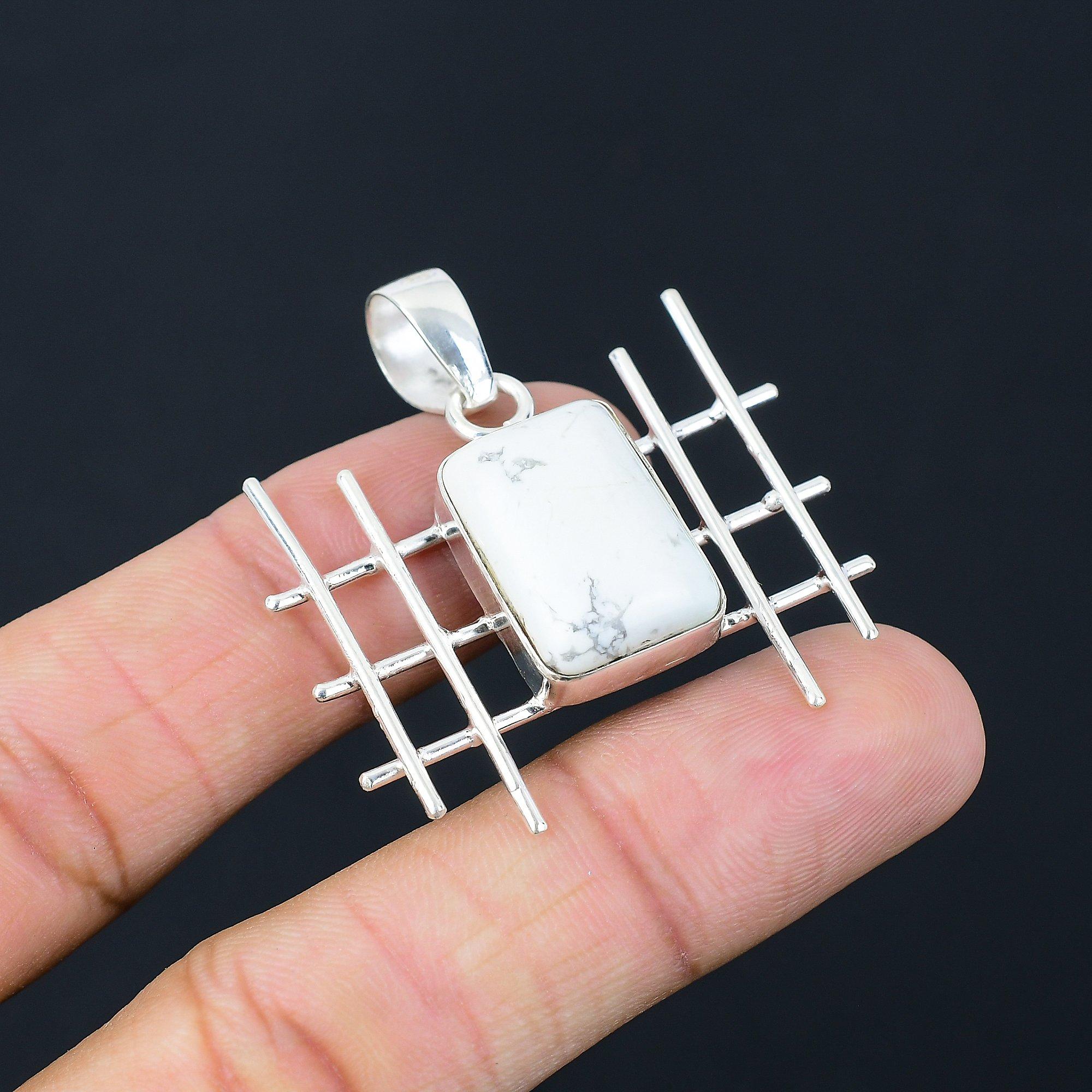 

Radiant Crown Chakra Natural Howlite Wedding Daughter Artisan Pendant 925 Silver