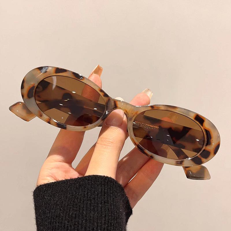 

Fashion Vintage Oval Sunglasses Women Luxury Brand Designer Small Frame Trending Sun Glasses For Men Travel Punk Shades UV400 As The Picture