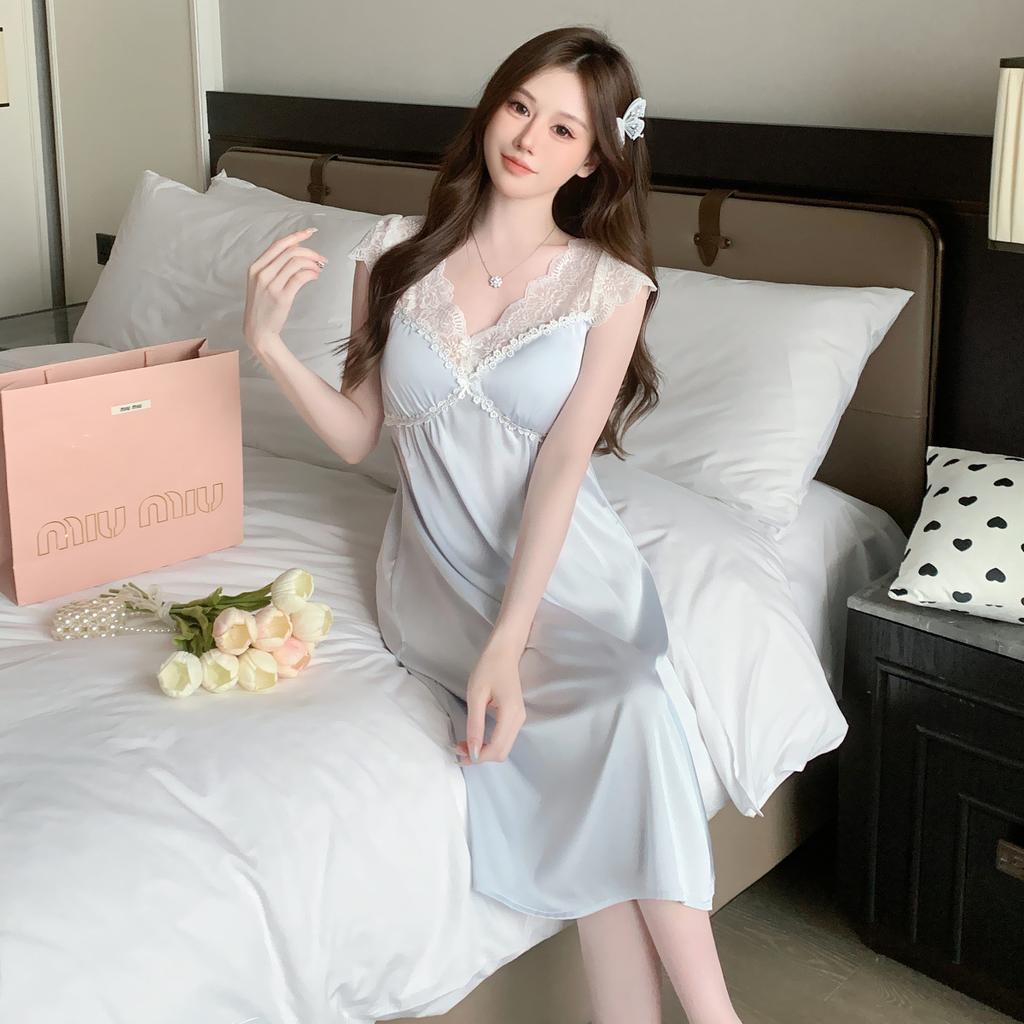 Spring and summer new French ice and snow silk nightgown lace splicing court style with chest pad embroidery sexy pajamas loungewear