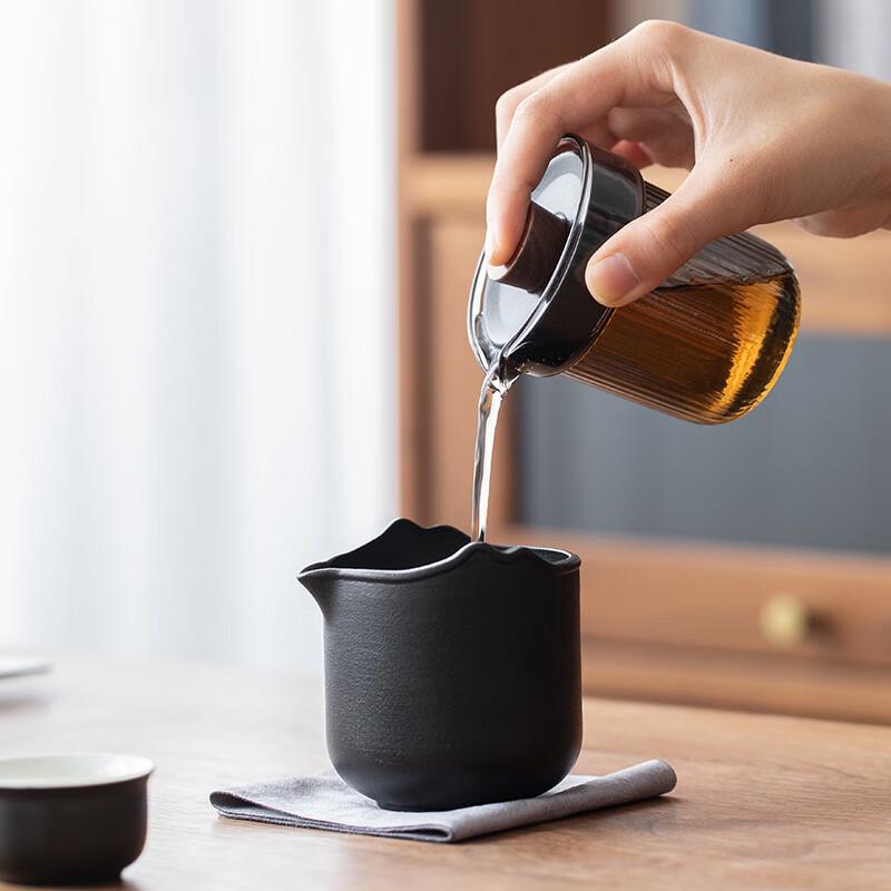 ZhuiJia White Pottery Portable Travel Tea Set