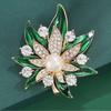 Fashion Green Maple Leaves Flower Metal Brooches Pins for Women Clothing Coat Jewelry Accessries Gifts