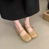 Koreanische Version von flachsohligen Fake-Zehenschuhen mit Schweinsfüßen, Frühling und Sommer 2025 neu, bequeme Doudou-Schuhe mit weicher Sohle