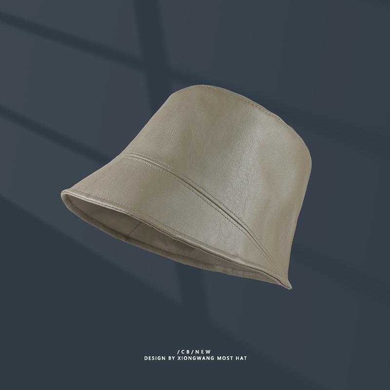 

high cold wind niche design plain face bucket hat pu leather face small straight hat men and women with the same style versatile M（56-58cm） світлого кольору хакі