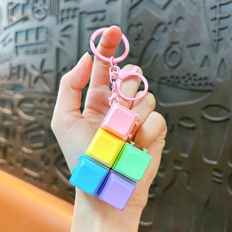 

Creative DIY Assembly Keys Mechanical Keyboard Toy Keychain Cute Macaron EDC Keyboard Pendant Decompression Toys Holiday Gifts