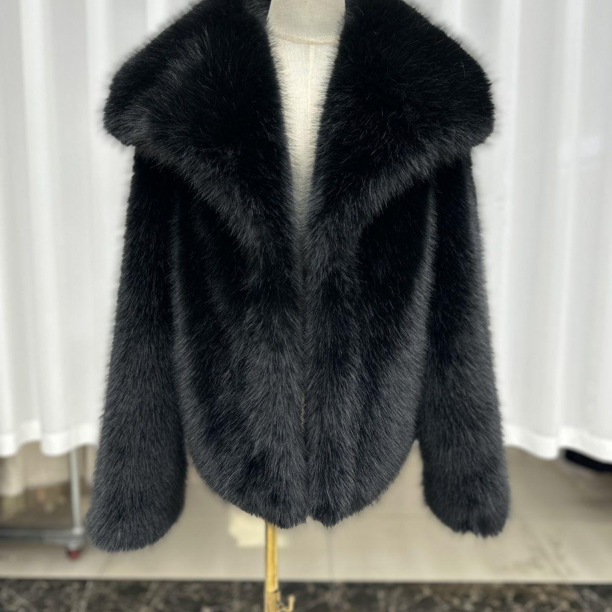 

Плюшевая куртка из искусственного меха лисы, короткая, из искусственной кожи, с большим лацканом, свободная, модная, плюшевая, женская, больших размеров, осенне-зимняя S чёрный
