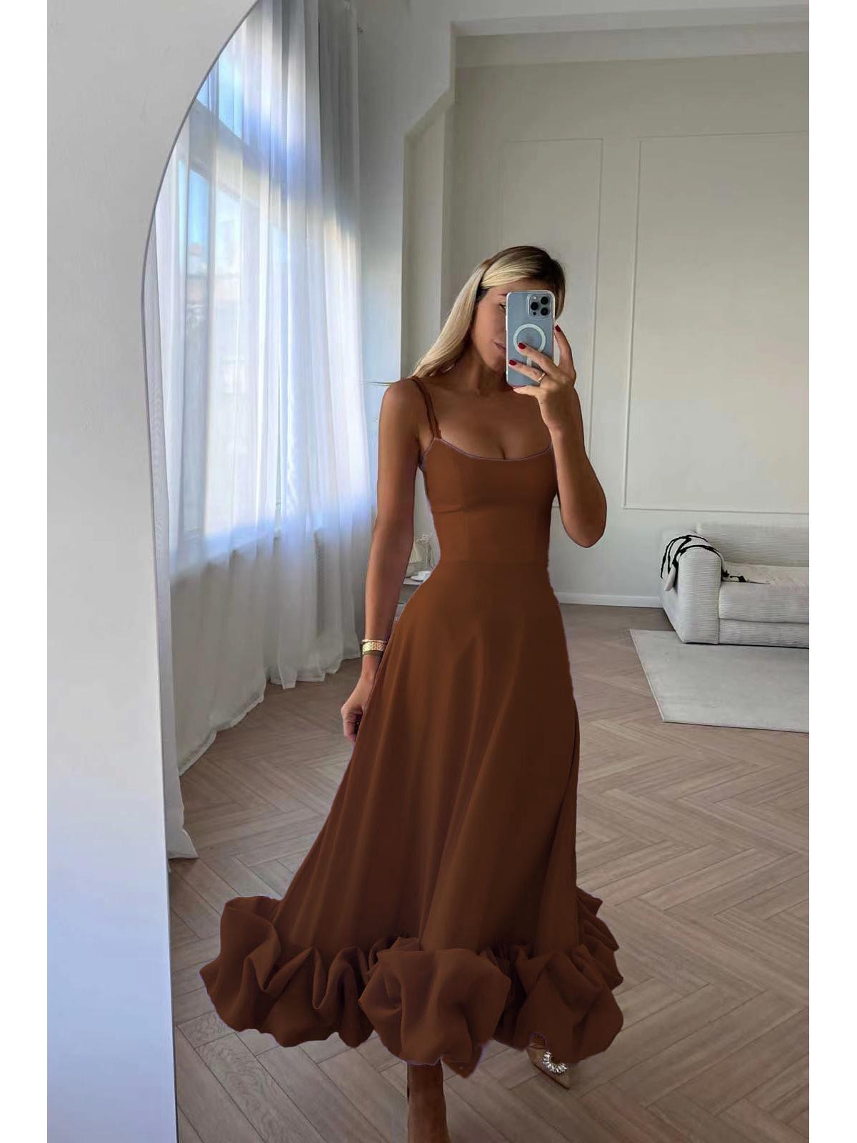 

Платье-трапеция с цветочным принтом и объемными цветами весна/лето 2023 г. S