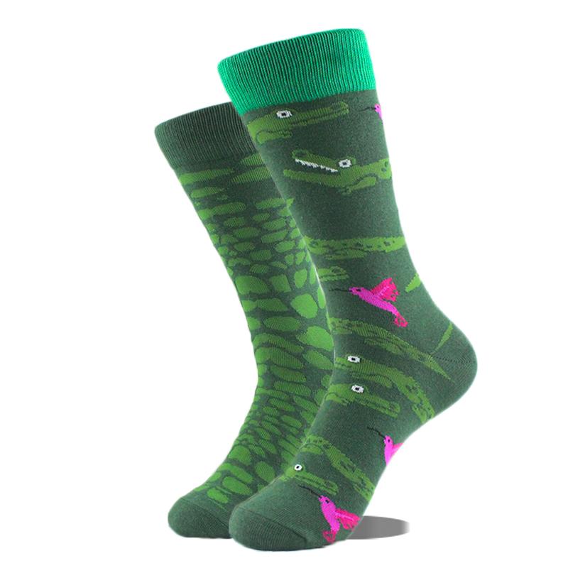 Cool Design Avocado Crew Socks Men Creative Eye Guitar Bus Pattern Sokken Duck Cat Fox Otter Animals Divertidos Chaussette Sox