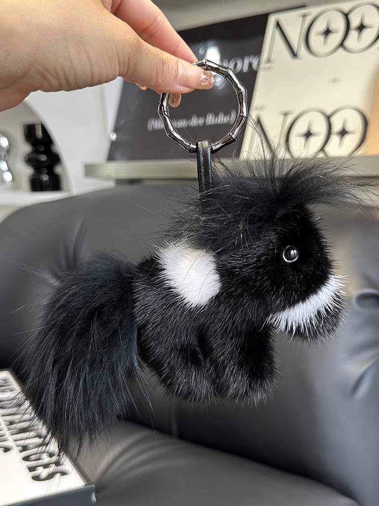 New Natural Mink Fur Little Horse Pony Key Chain Charm Women Fashion Plush Car Keychain Bag Pendant Party Gift Jewelry Trinket