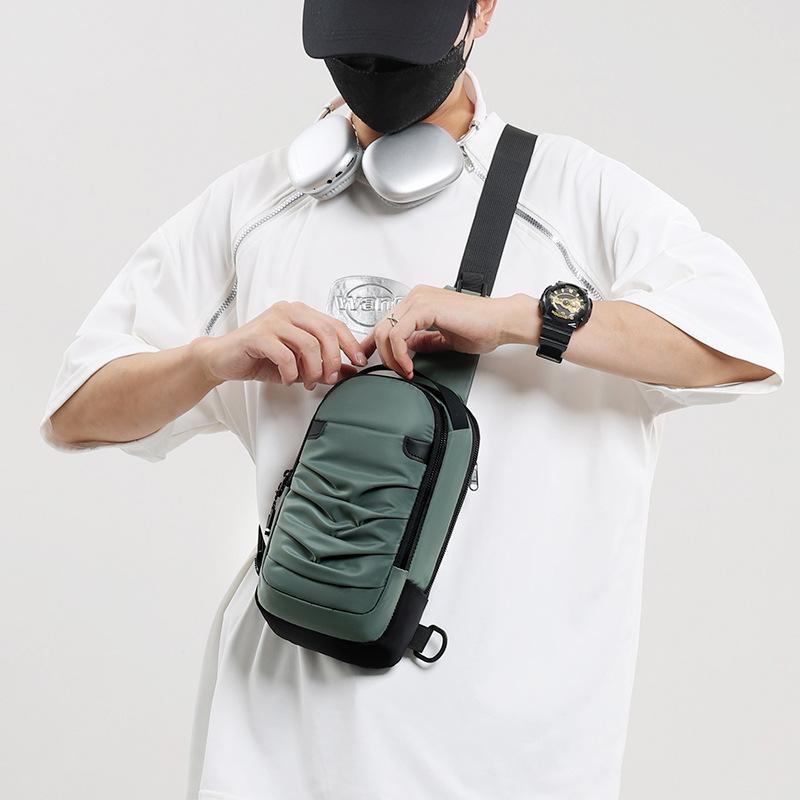 Einseitige, leichte und lässige Umhängetasche, Outdoor, schlicht und modisch, wasserdichte Brusttasche mit großem Fassungsvermögen