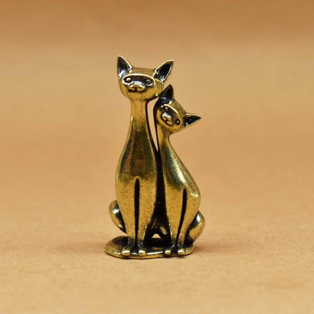 Couple Cat Ornament Vintage Brass Sculpture Art Piece Intertwined Loving Cats Artwork for Home Office Cat Statue Home Decoration