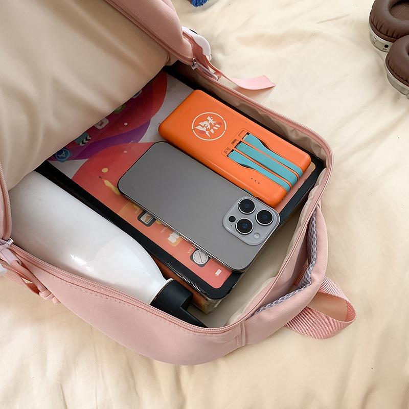 New high-value, fresh, sweet and cute animal backpack, lightweight spring outing for junior and high school students, and large-capacity backpack.