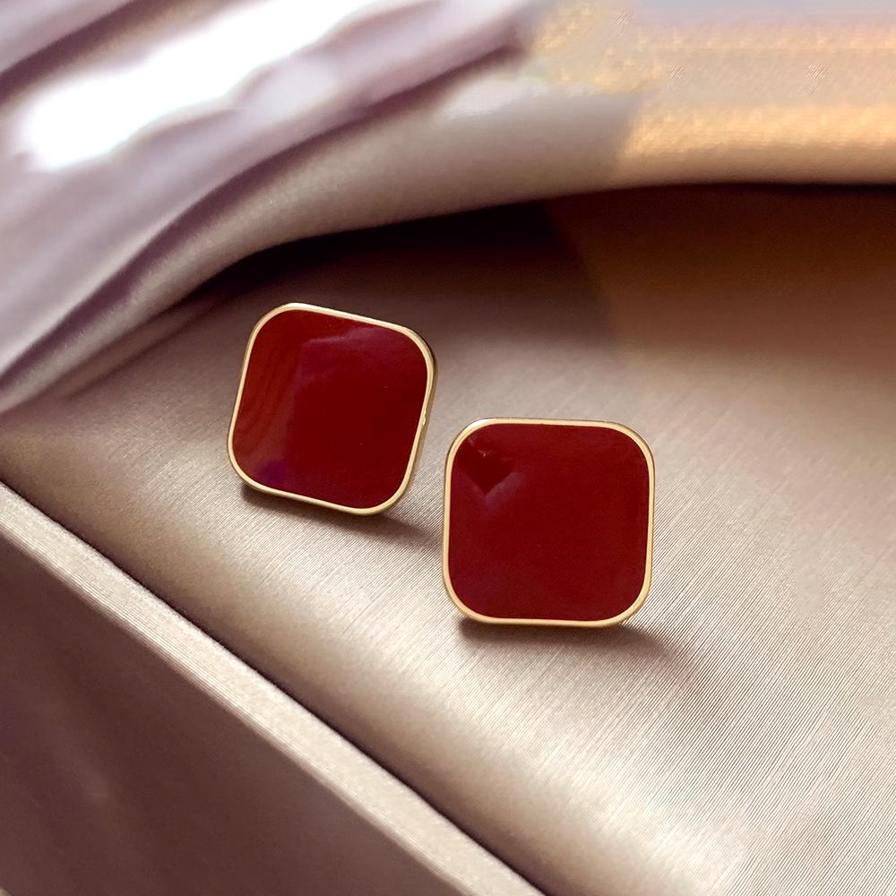 

Элегантные серьги-сердечки из ангоры красного цвета: Позолота из настоящего золота с бриллиантами - Идеально для праздничных мероприятий