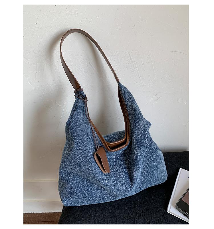 2025 New Lazy Style Denim Bag Women's Bag Large Capacity Underarm Shoulder Bag Premium Commuter Tote Bag