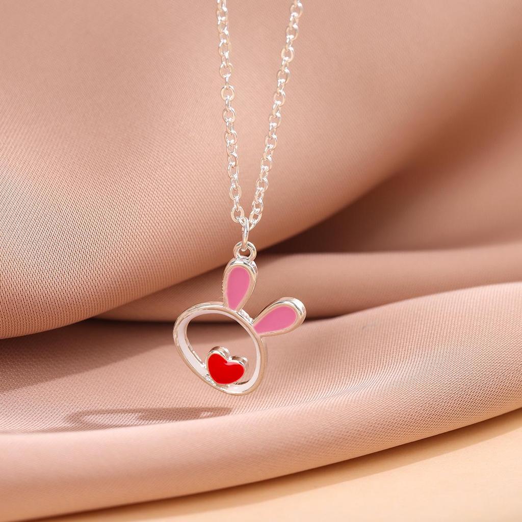 Charming Rabbit Heart Clavicle Necklace for Women