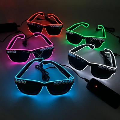 Lunettes LED Carrées Lunettes Cœur Lumineux Lunettes de Soleil Lumineuses Décoratives Fête