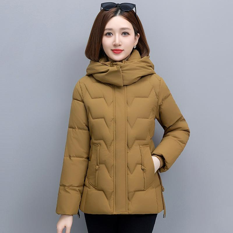 Winter Down Padded Jacket Women's Short Fashion Western Style Mother Padded Jacket Small Thickened Plus Size Padded Jacket