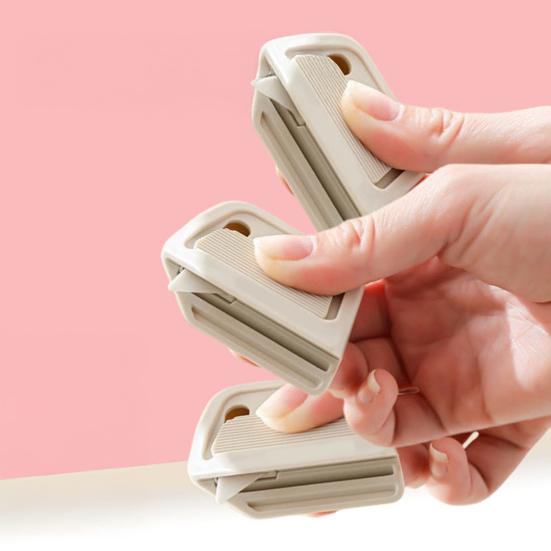 Magnetic Folding Cutter with Ceramic Blade Pocket Size Right-Angle Grooves Box Opener Cutter Portable Collapsible Cutting Tools