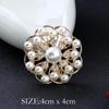 Spilla Corona di Perle e Strass di Cristallo Coreano - Spilla Versatile per Sciarpe da Donna con Spedizione Gratuita