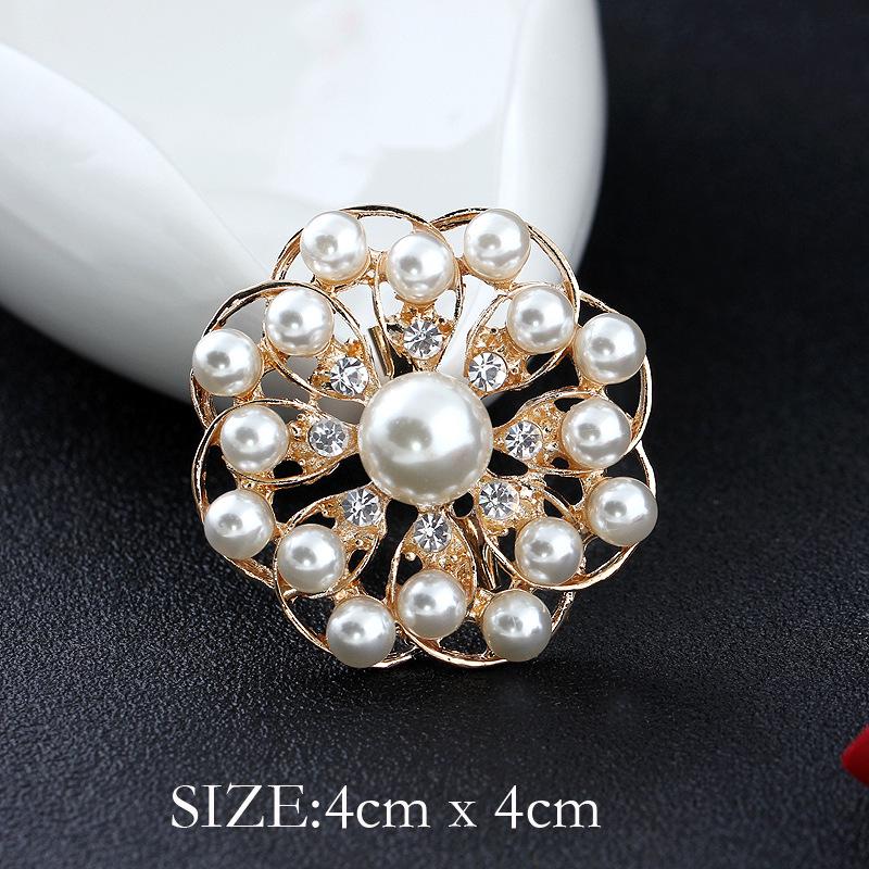 Spilla Corona di Perle e Strass di Cristallo Coreano - Spilla Versatile per Sciarpe da Donna con Spedizione Gratuita