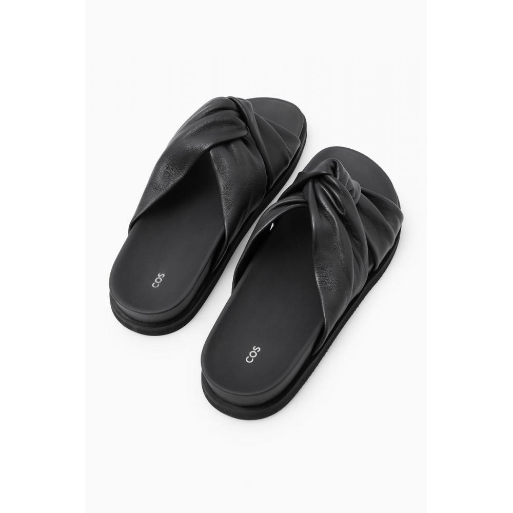 

Кожаные шлепанцы COS Japan с перекрестным ремешком