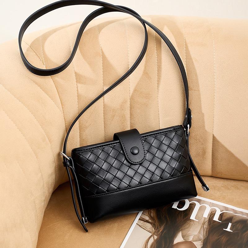 Woven Bag Mobile Phone Bag Women's New High-end Leather Women's Bag Women's Bag Niche Design Shoulder Bag