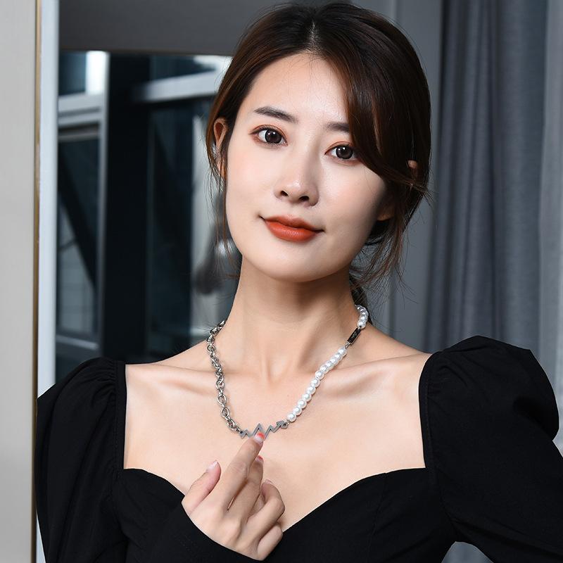 Tide Brand Pearl Necklace Female Live Stream With The Same Hip-Hop Titanium Steel Heartbeat Necklace Autumn And Winter Accessories
