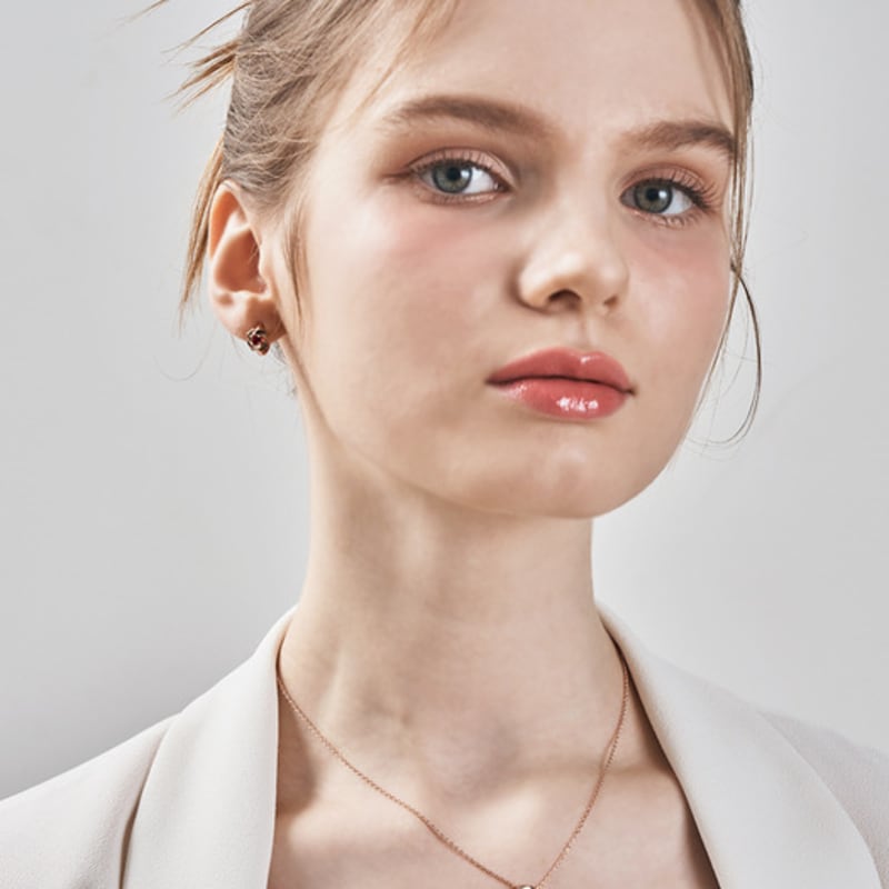 ELLE Schmuck 14K GF Einfache Rubinblume One-Touch Ohrringe ELGPEE523