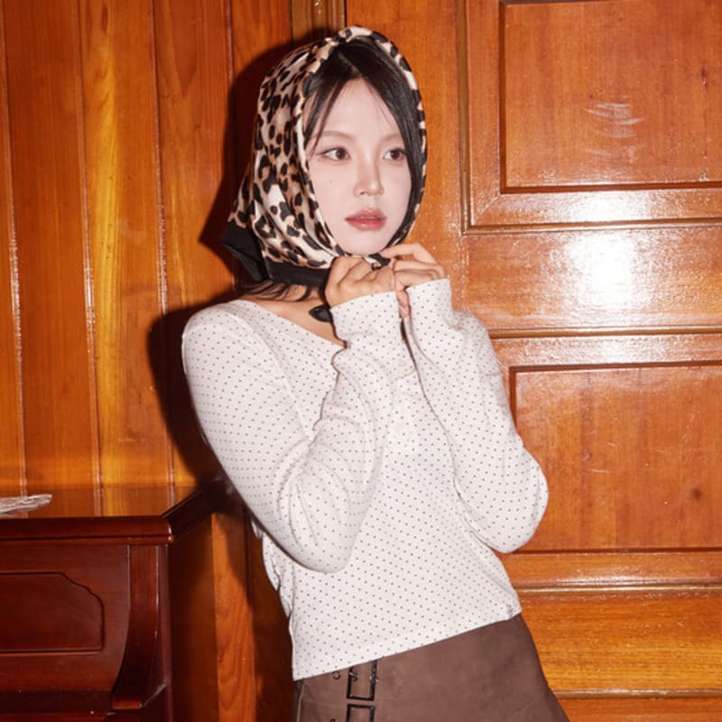 The GREEN Lab Vintage Leopard Scarf (LEOPARD)