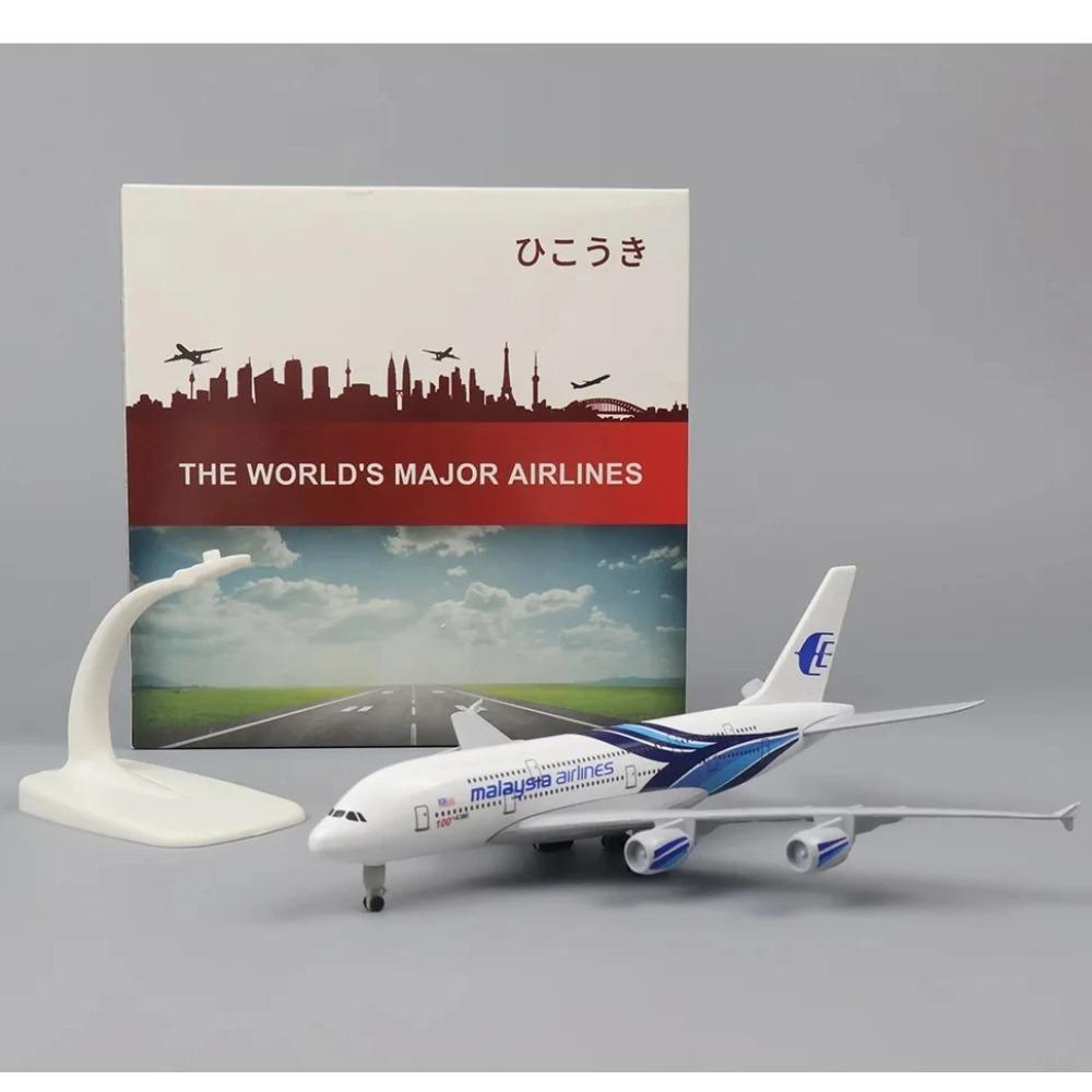 A380 Malaysian Airlines 20cm Airplane Model Diecast Simulation Alloy Toy Plane Kids Toys for Boys Aviation Collection Scale Airc