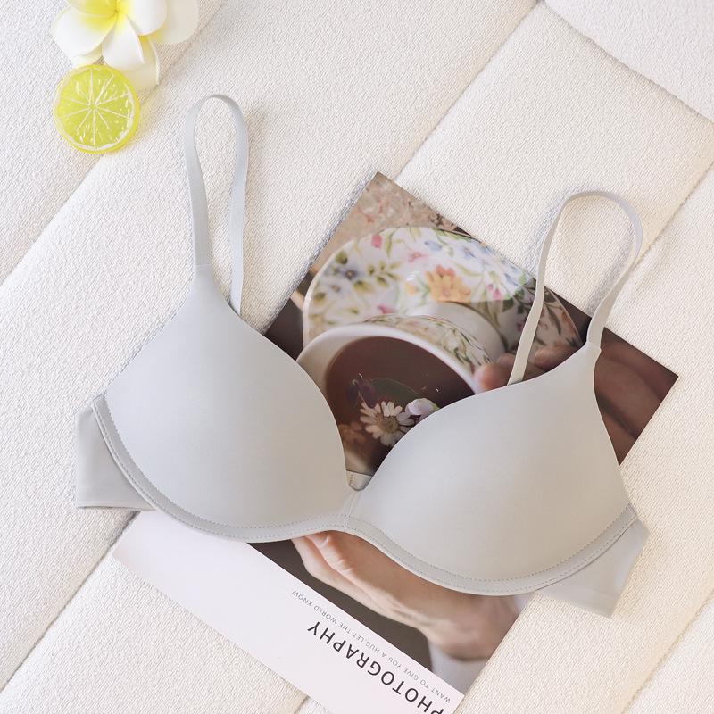 „Zhiqu nahtloser weißer Triangel-BH – bügellos, sexy, geraffte Passform“