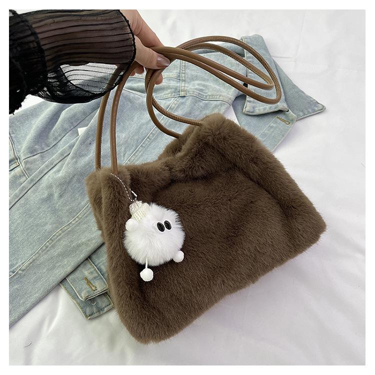 Korean version of ins niche design plush bag women's 2025 new foreign style large-capacity tote bag one-shoulder crossbody bag