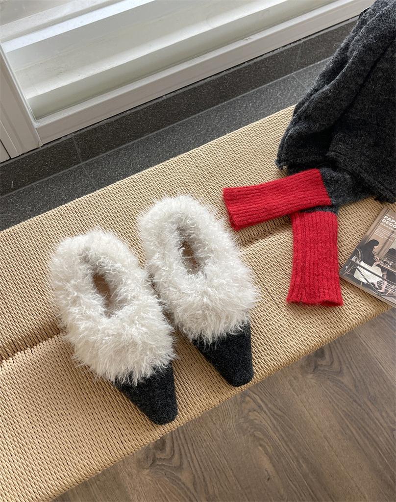 Korean Version of Square Head Plush Shoes Single Shoes Women's 2025 Warm Cotton Shoes French Thick Heel Retro Black Small Leather Shoes