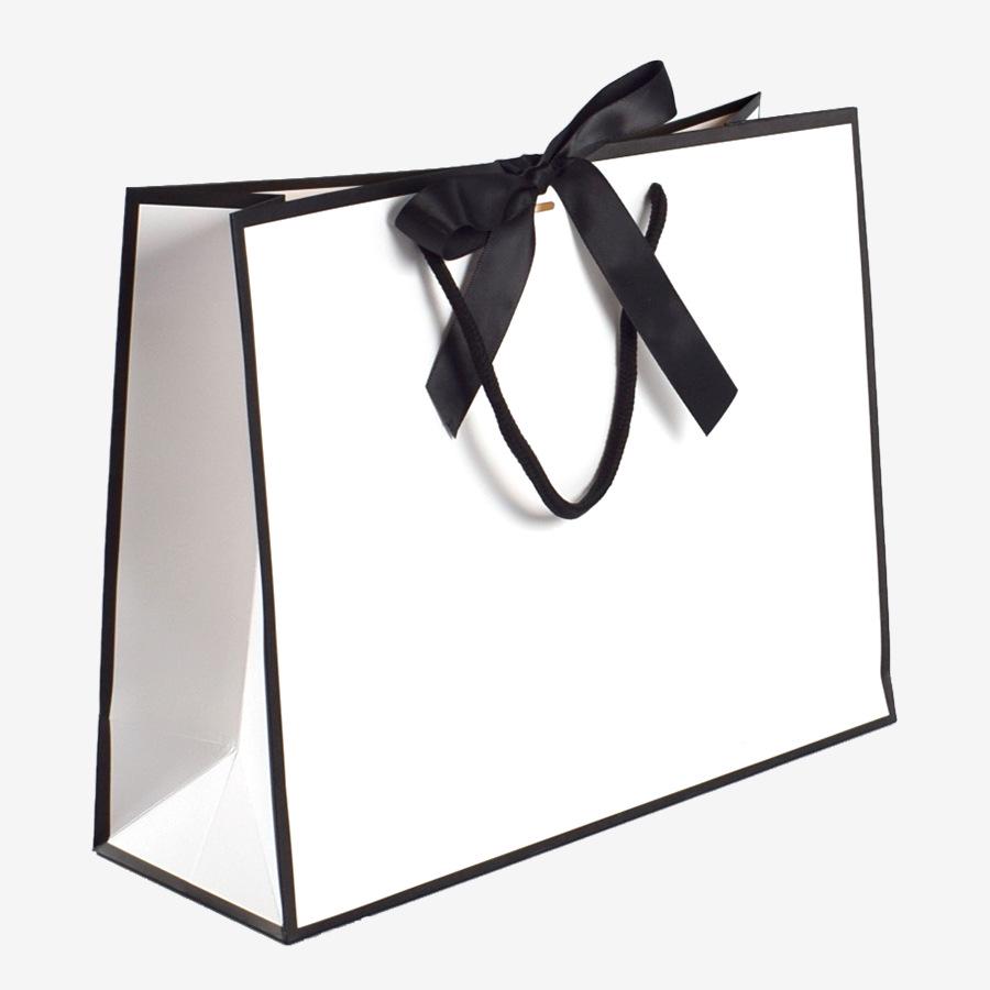 

Elegant Gold-Trimmed Bow Gift Bag with Black Edges - Multi-Size Paper Tote for Clothing Stores