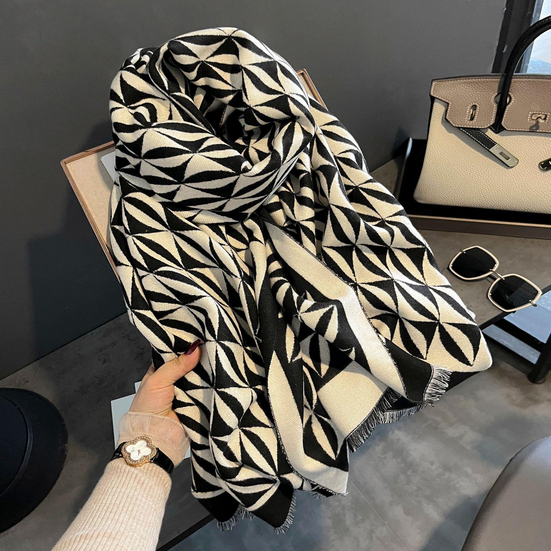

Thickened Shawl for Women Abstract Geometric Imitation Cashmere Shawl Scarf Dual Purpose Winter Warm Women s Scarf Double Sided 190*65cm
