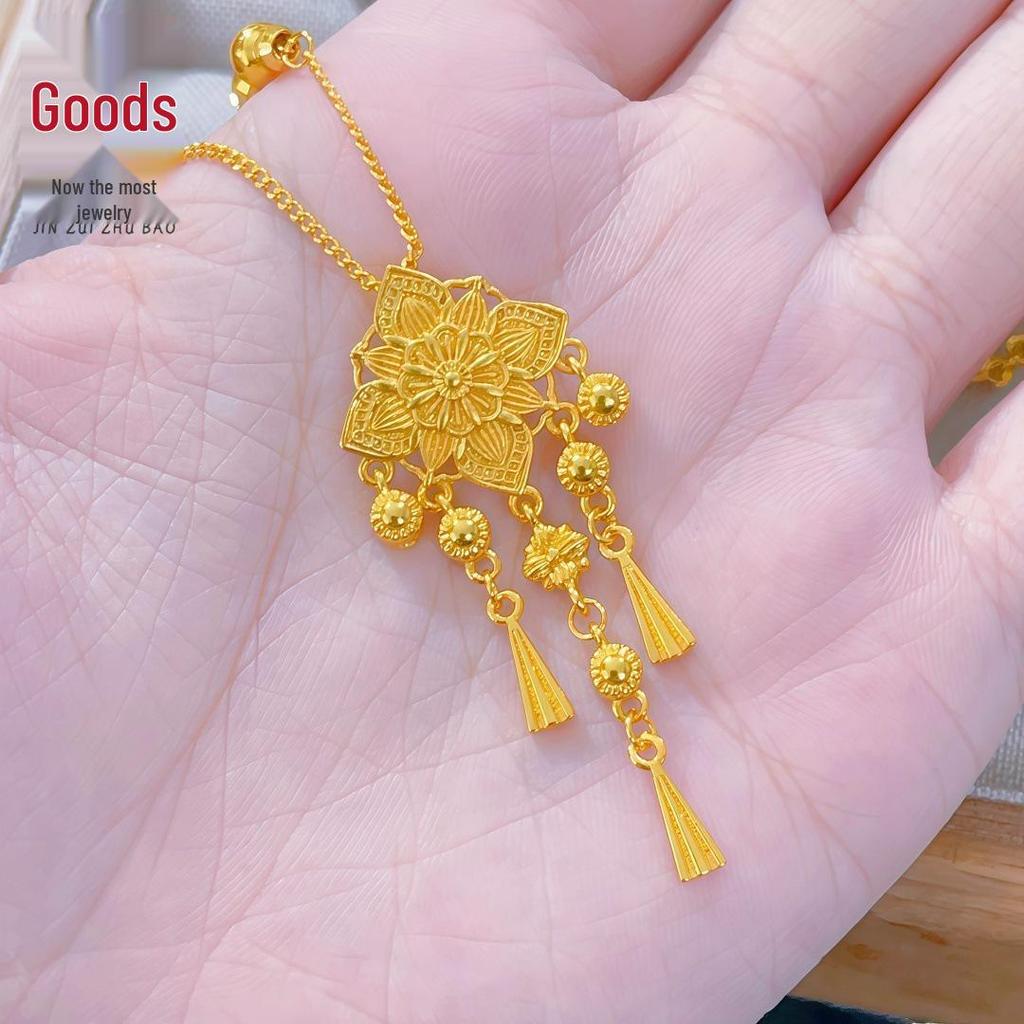 Retro Exquisite Fashionable Clavicle Chain Necklace with Baoxianghua Tassel - New Chinese Style