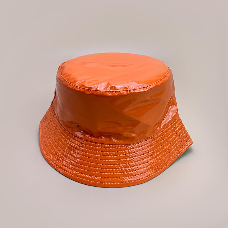 Cappelli a secchiello in pelle verniciata di nicchia Nuovi unisex Parasole Semplici Traspiranti Bicolore Versatili Moda Personale Cappelli da pescatore