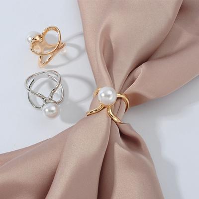 Broches y joyería para el cuerpo
