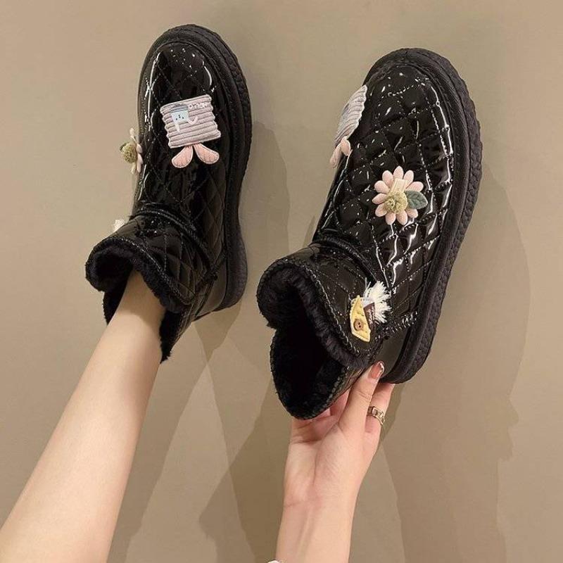 Waterproof Plush Woman Shoes Round Toe Snow Boots for Women Winter Padded Booties Trend 2025 Non Slip Designer Luxury Boot Sale