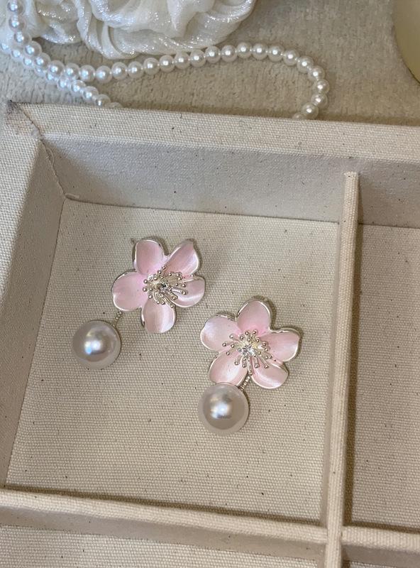 Elegant Pink Cherry Blossom Pearl Tassel Earrings for Women – Unique and Beautiful Fairy Floral Stud Jewelry