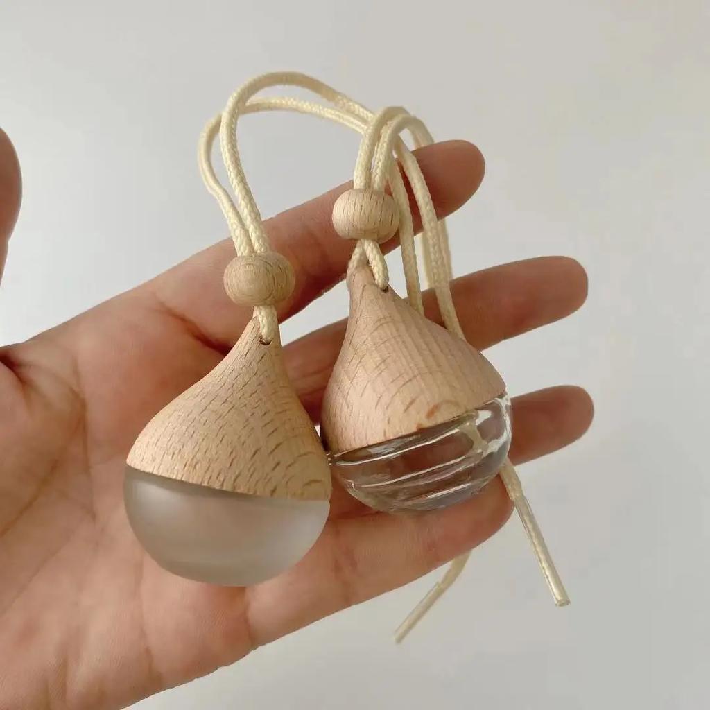 5ml Empty Pendant Auto Perfume Frosted Mini Perfume Bottles with Wood Lid Frosted Glass Bottle Essential Oil Container Portable
