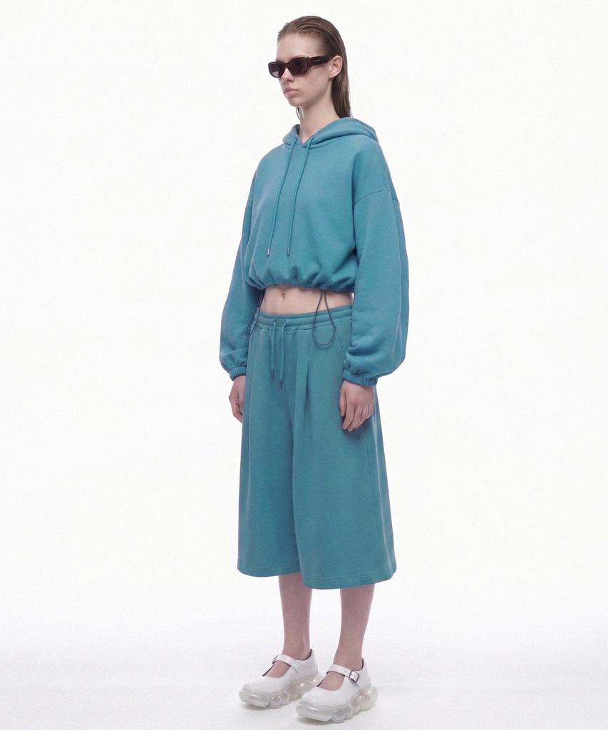 PRINOAR Single Pleated Bermuda Shorts - Peacock Green