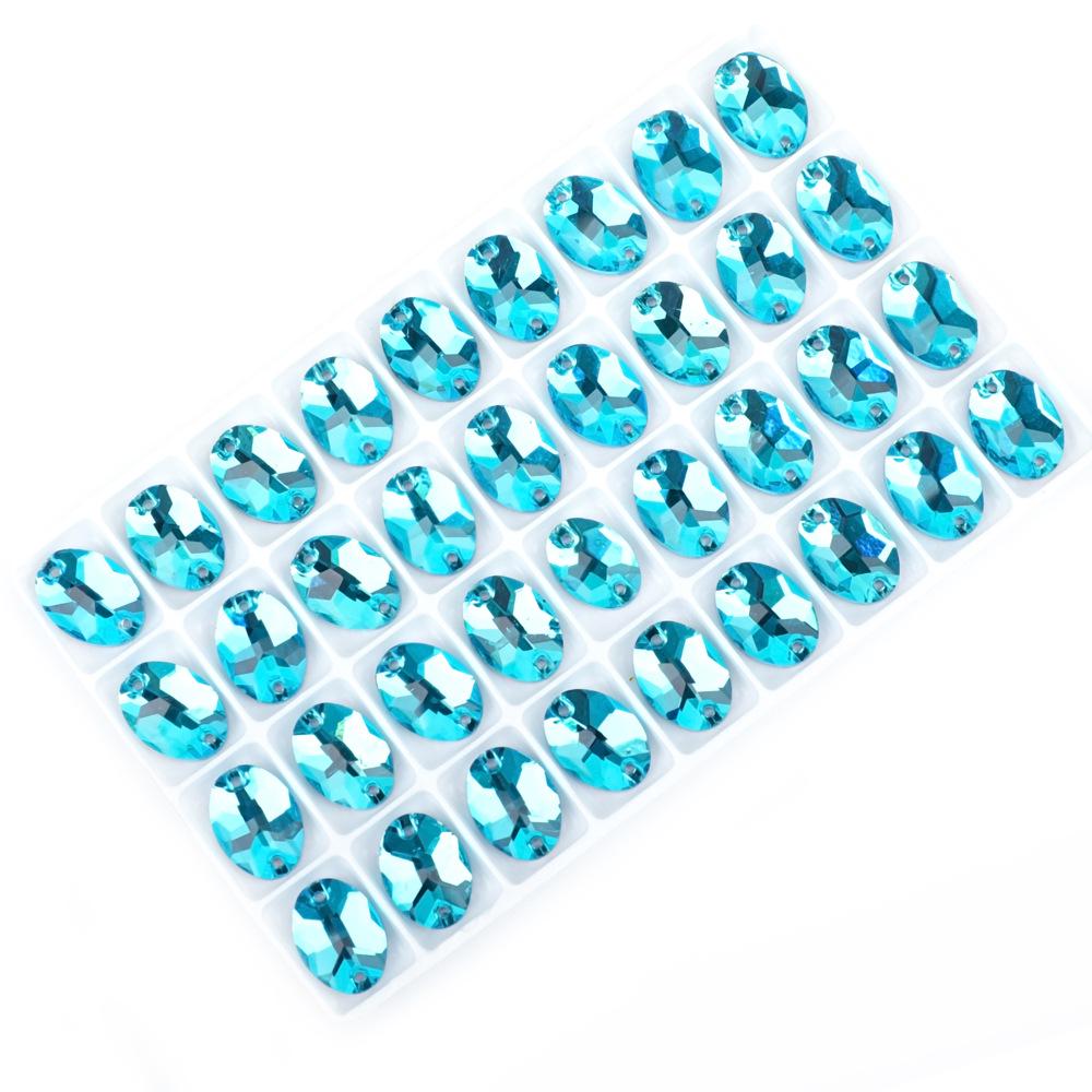 

Мягкий овальный стеклянный страз цвета AB с двумя отверстиями, пришивные украшения для одежды и DIY-крафт-проектов. 7x10mm, 72 pieces/bag