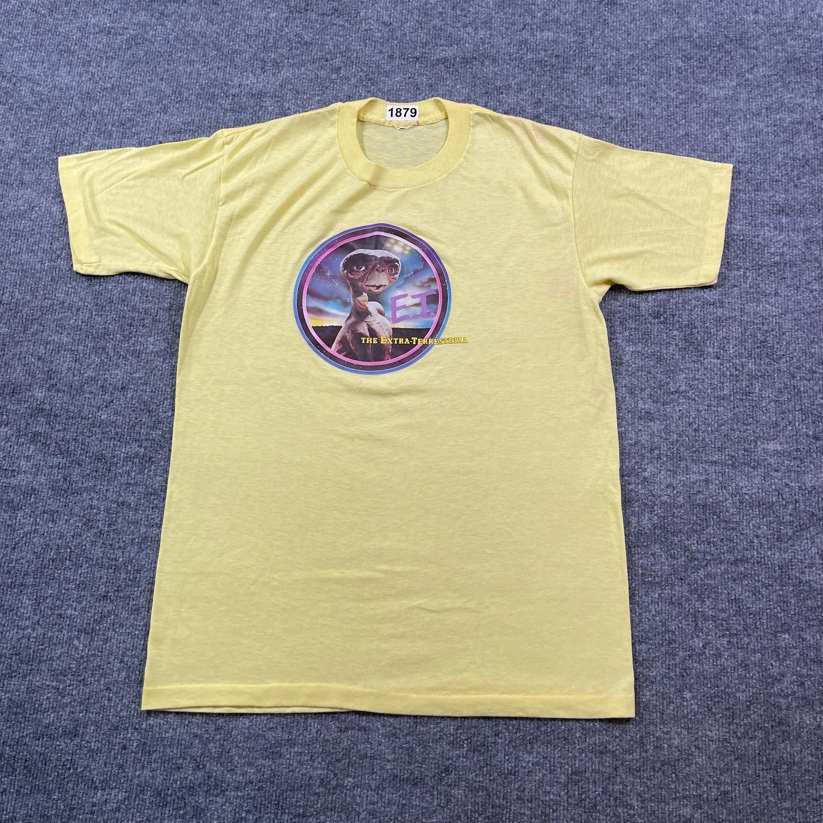 

Vintage 1982 E.T. The Extra-Terrestrial Alien Movie Shirt Medium 19x26 Yellow S