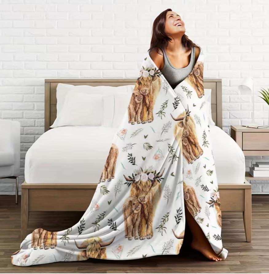 Cozy Cow Print Flannel Throw Blanket Soft Warm Reversible for Couch Bed Travel Machine Washable All-Season Comfort Blanket Bed