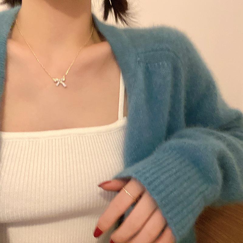 Pearl collarbone chain Women's versatile temperament Fashion niche necklace Neck chain Accessories